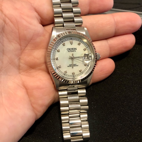 Croton Automatic Diamond Date SS Mop 36mm Watch - Picture 4 of 8